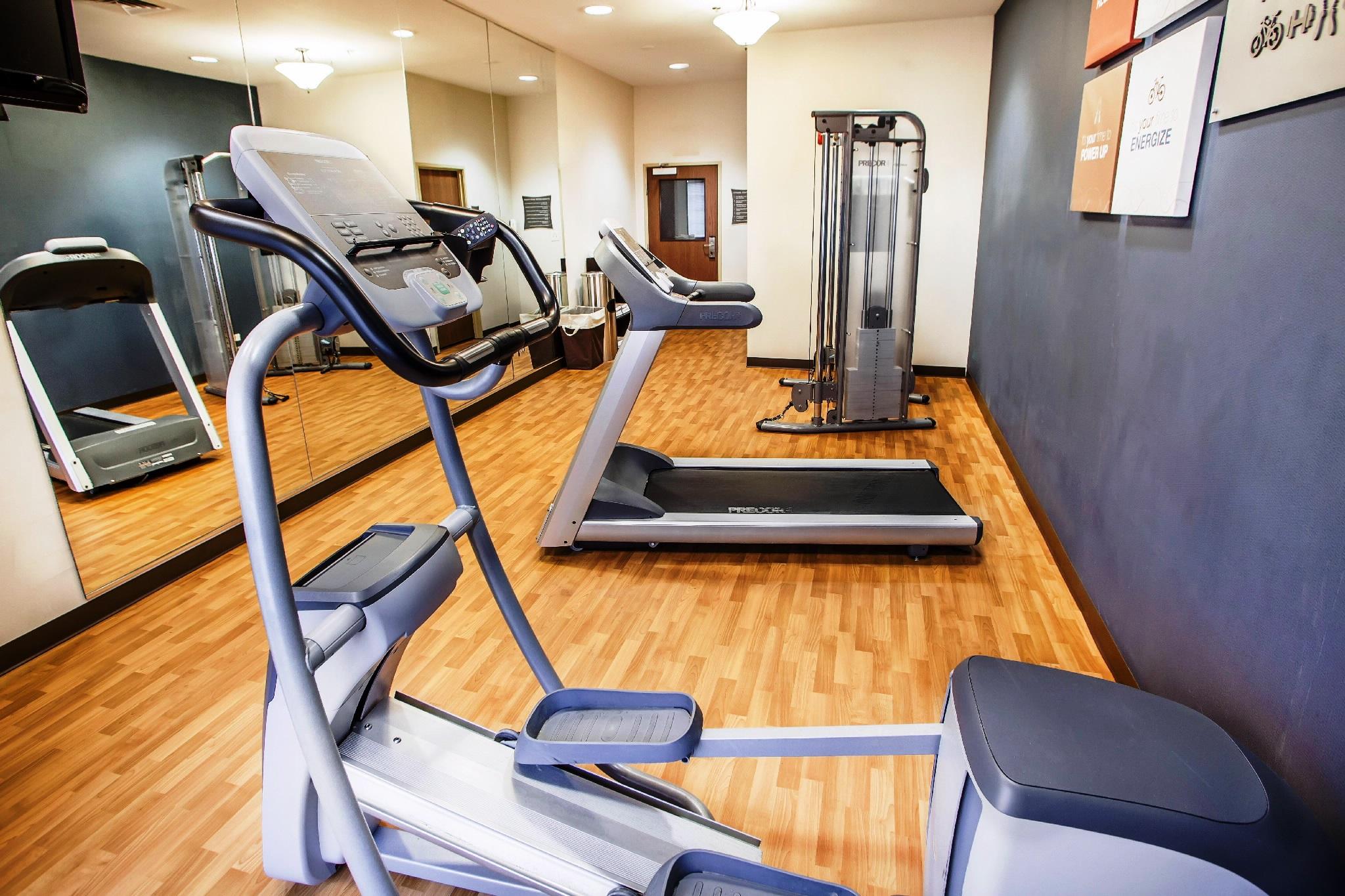 Hotel Comfort Near Libertyville North