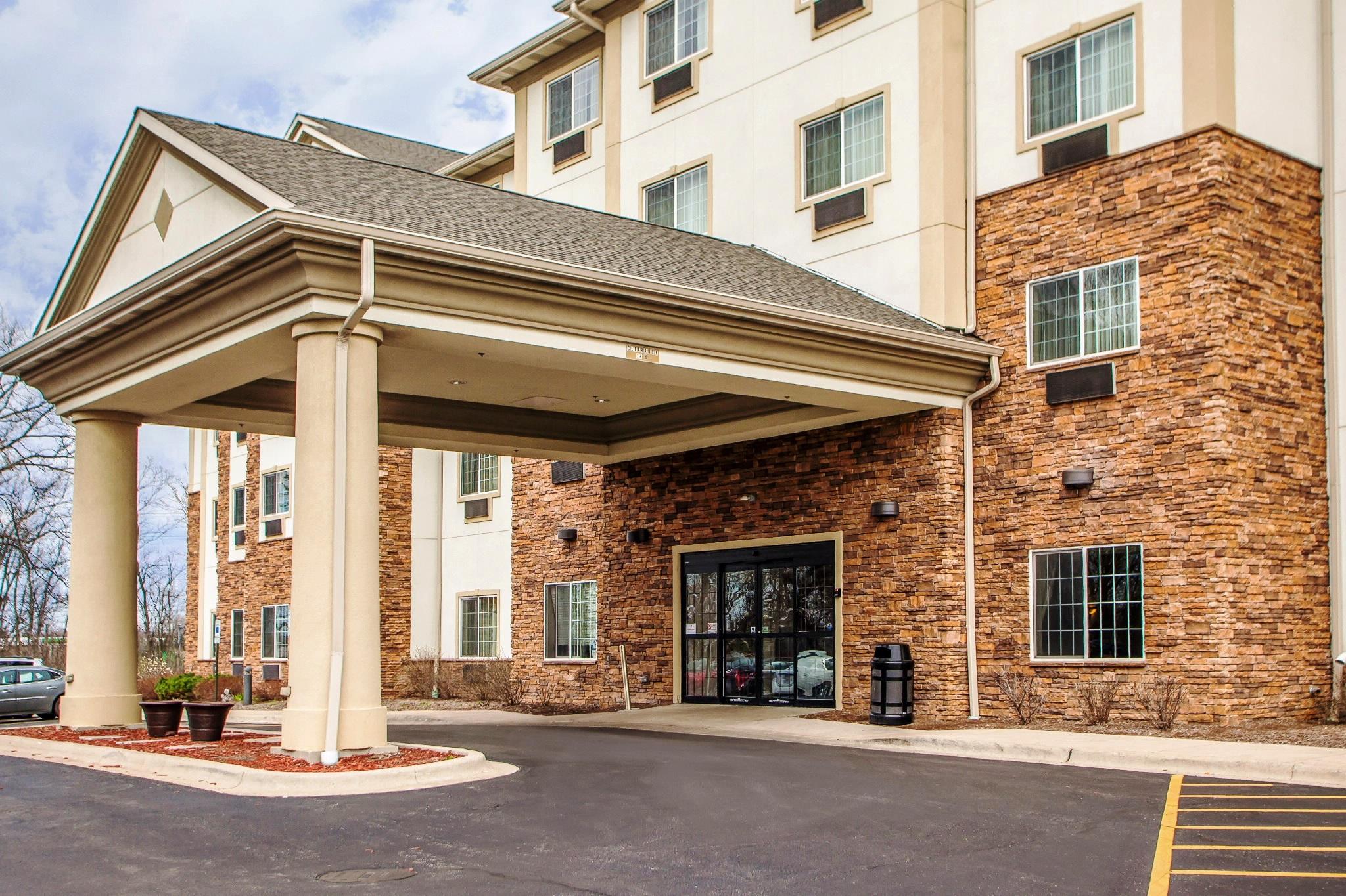 Comfort Near Libertyville North 3*