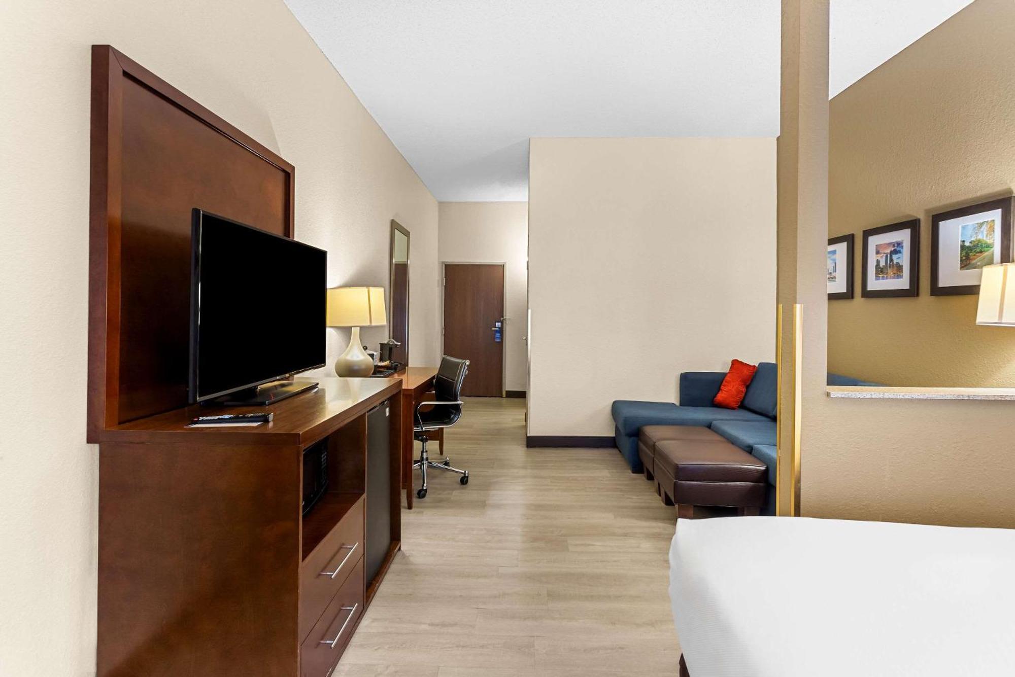 Comfort Near Libertyville North Hotel 3*