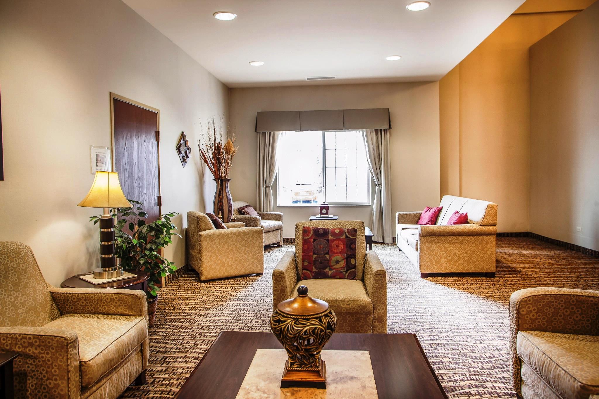 Hotel Comfort Near Libertyville North