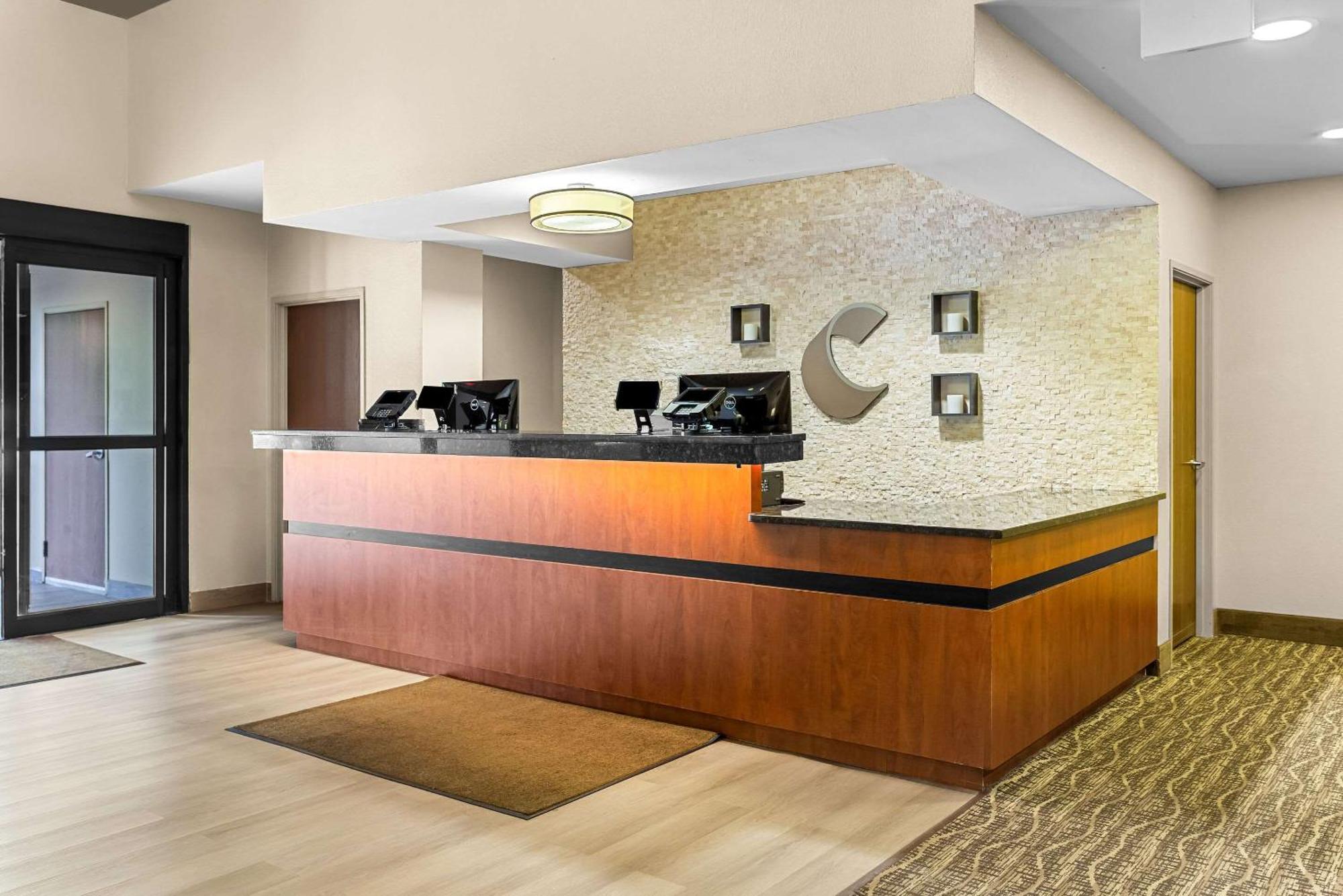 Comfort Near Libertyville North 3*